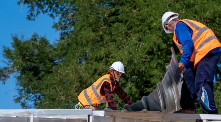 Professional residential roofers in Lac Du Flambeau, WI